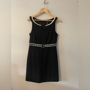 White House Black Market Size 8 Black Knee Length Dress